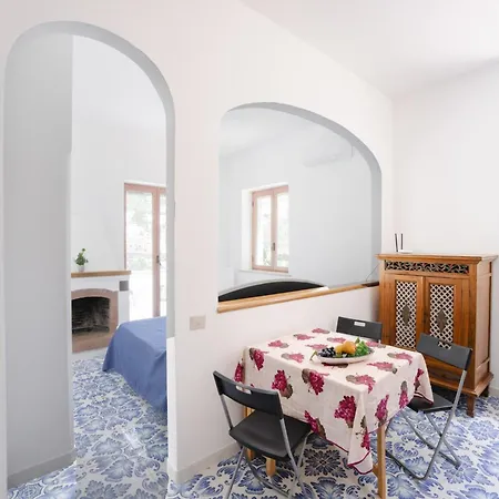 Cozy Surrounded By Greenery *